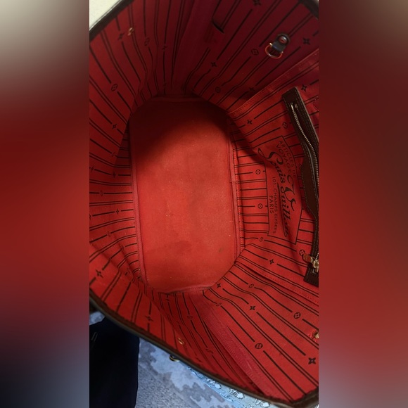 Louis Vuitton Brown Checkered Tote with Red Interior - Picture 8 of 8